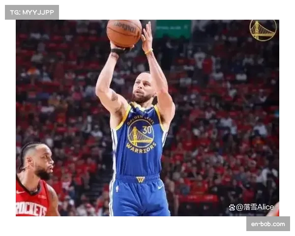 勇士客场击败奇才 库里无球跑动体系带动全队进攻